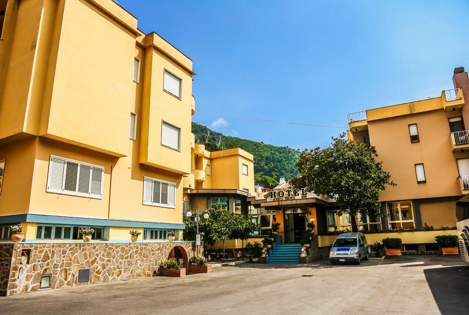 Hotel San Pietro Maiori Eksteriør bilde