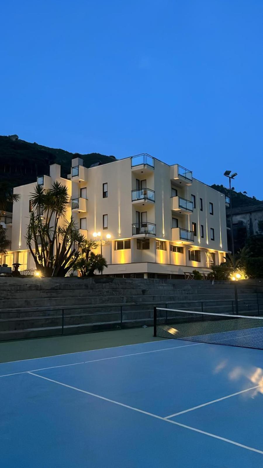Hotel San Pietro Maiori Eksteriør bilde