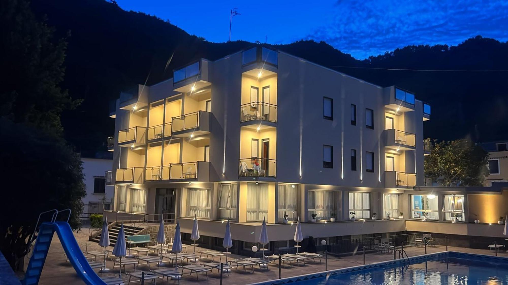 Hotel San Pietro Maiori Eksteriør bilde