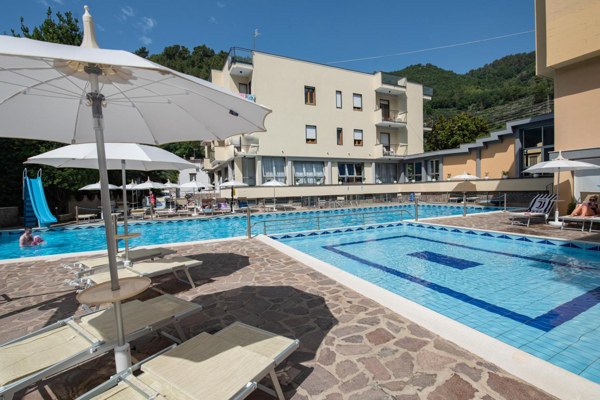 Hotel San Pietro Maiori Eksteriør bilde