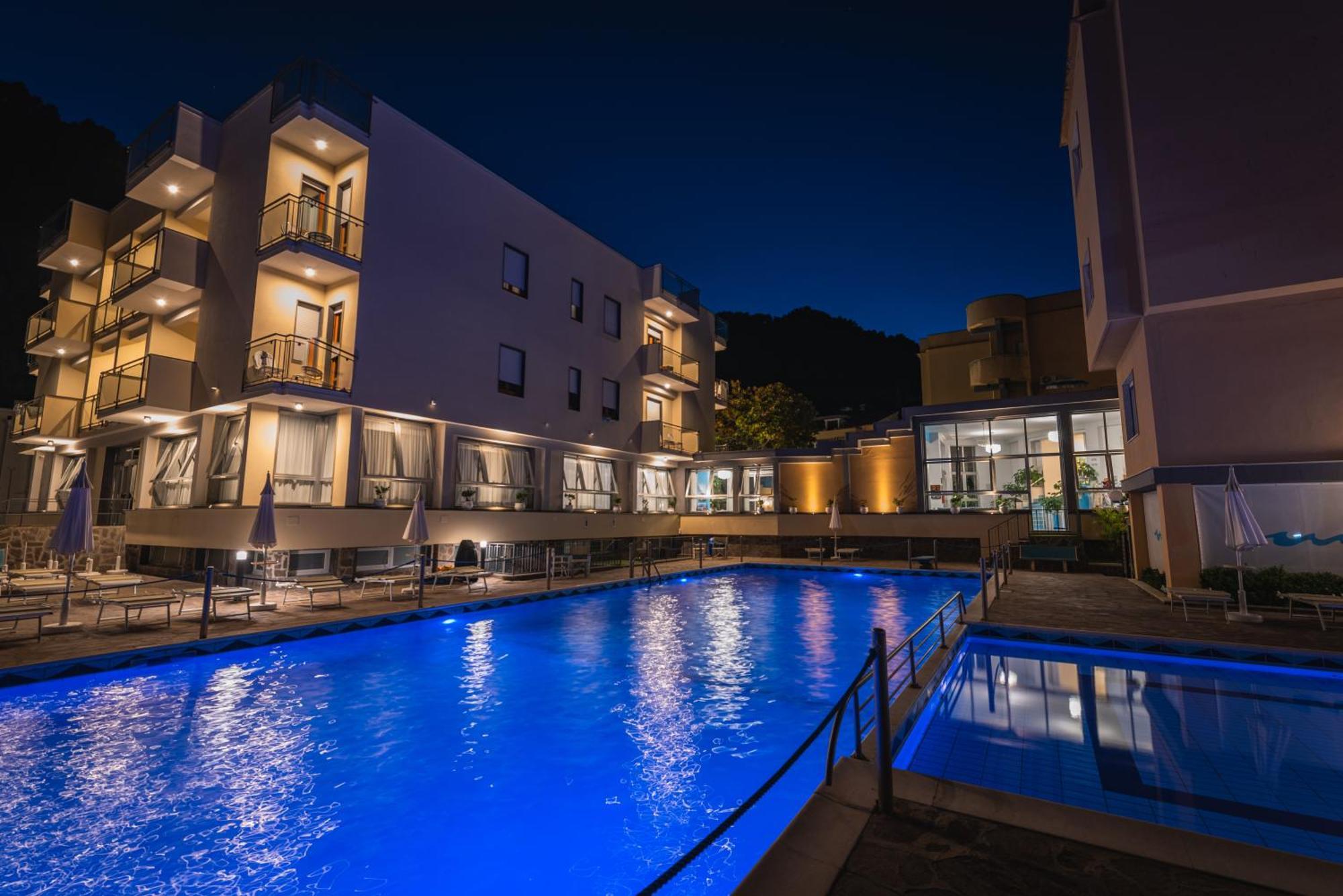 Hotel San Pietro Maiori Eksteriør bilde