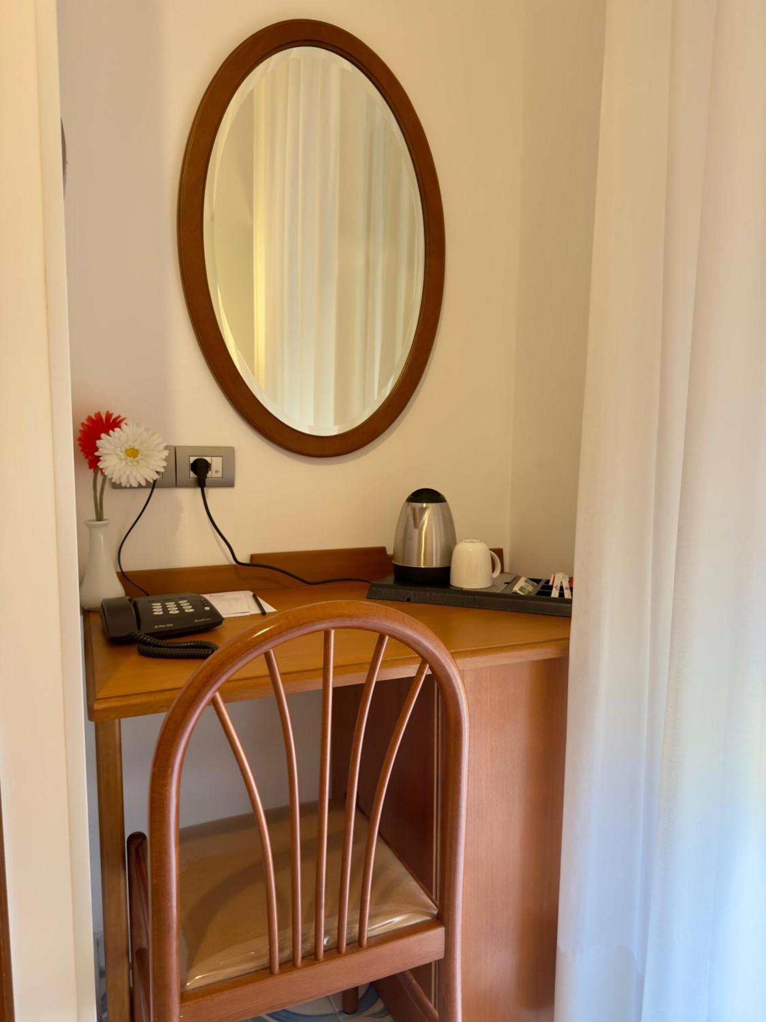 Hotel San Pietro Maiori Eksteriør bilde