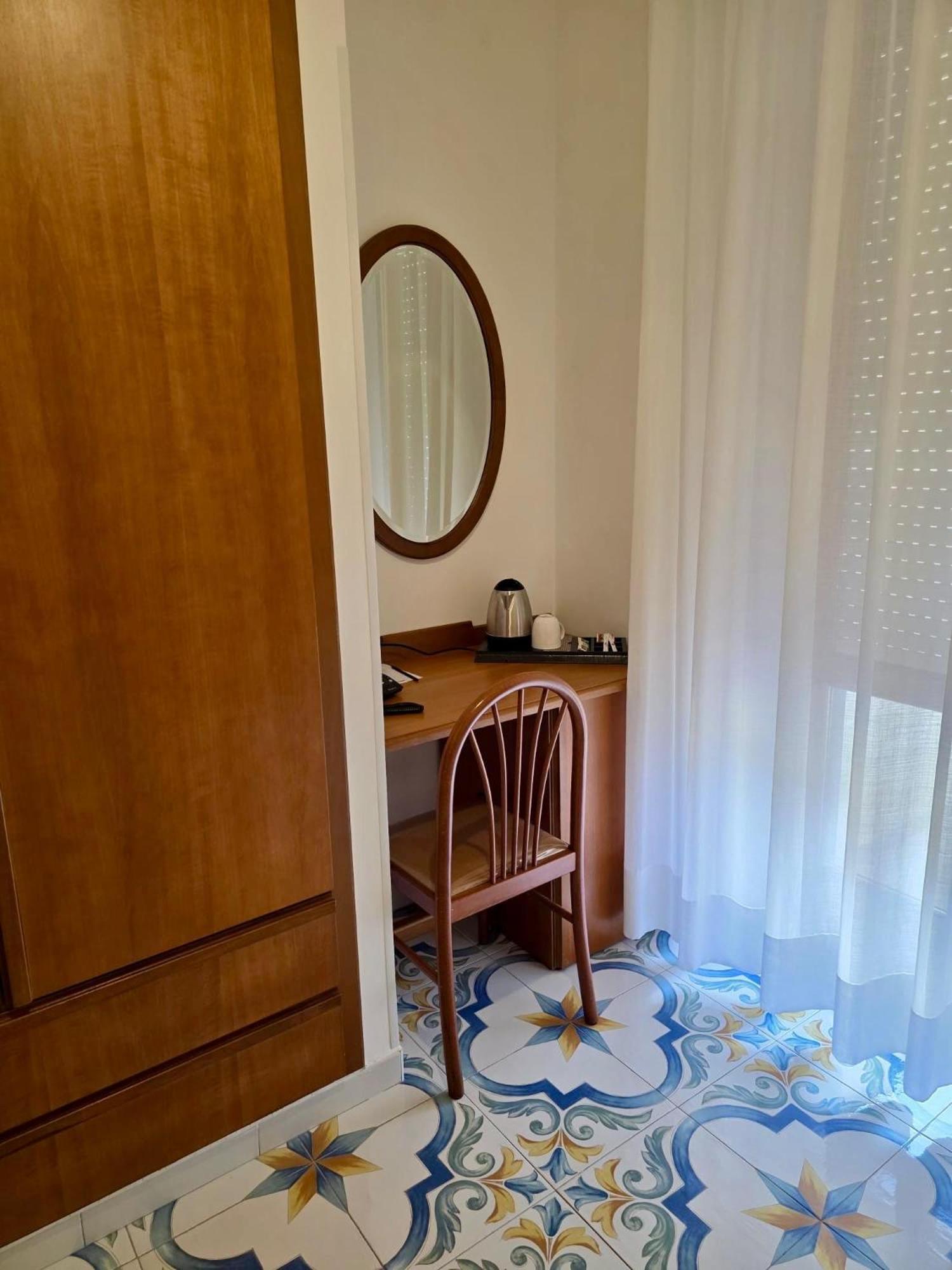 Hotel San Pietro Maiori Eksteriør bilde